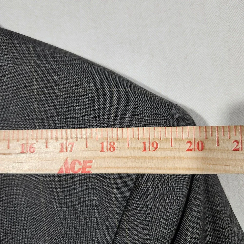 Jos A Bank Mens Grey Glen Check 100% Wool 2-Button Blazer Sport Coat 43L Daniel
